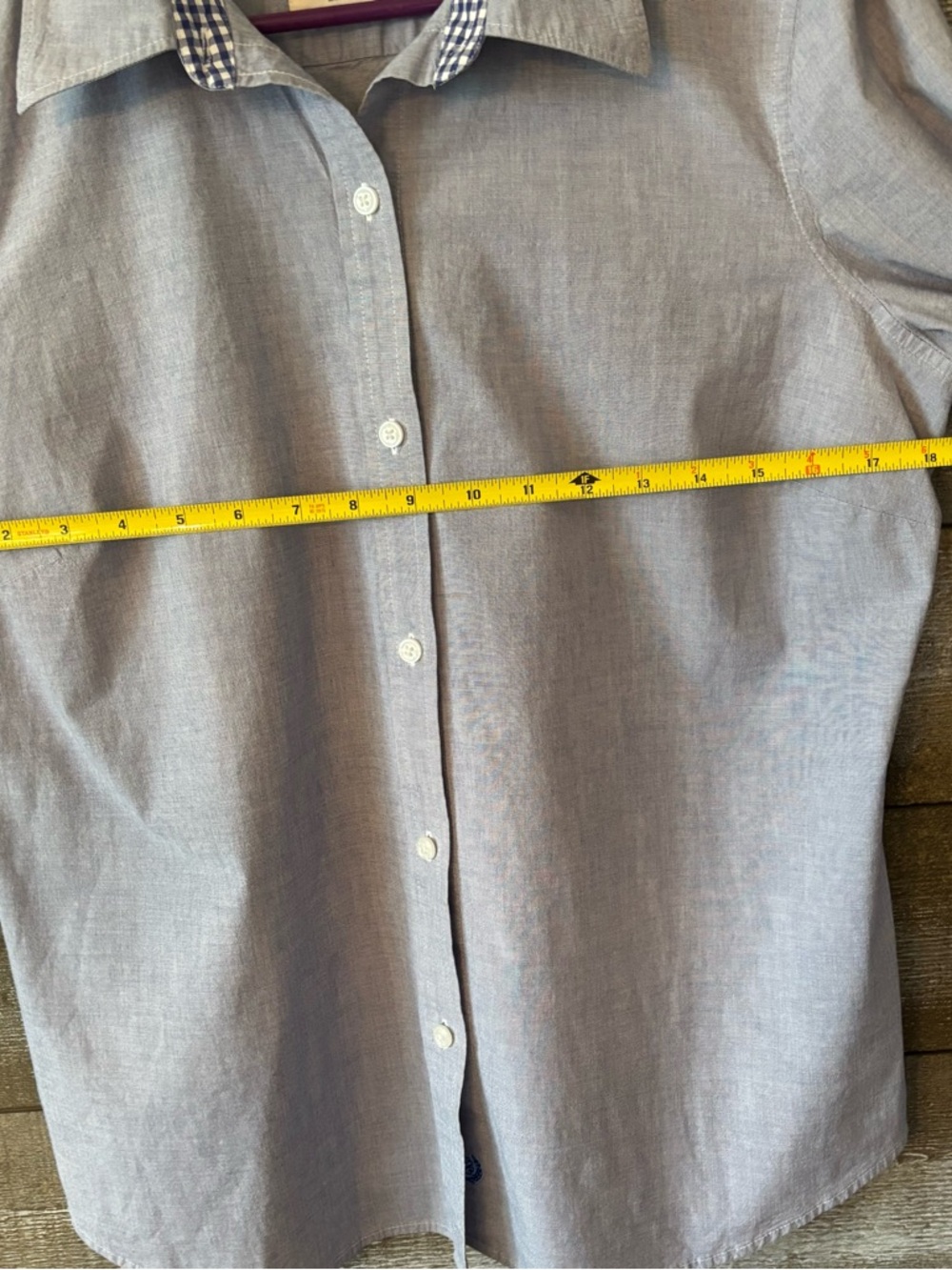 Izod Light Blue Button-Up Shirt with Navy Gingham Trim 97% Cotton - Picture 8 of 10